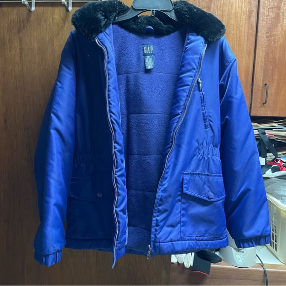 GAP Kids Water Resistant Winter Parka Jacket - Picture 6 of 6